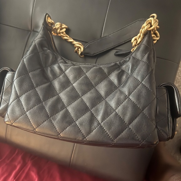 Chanel hobo bag - Picture 2 of 3